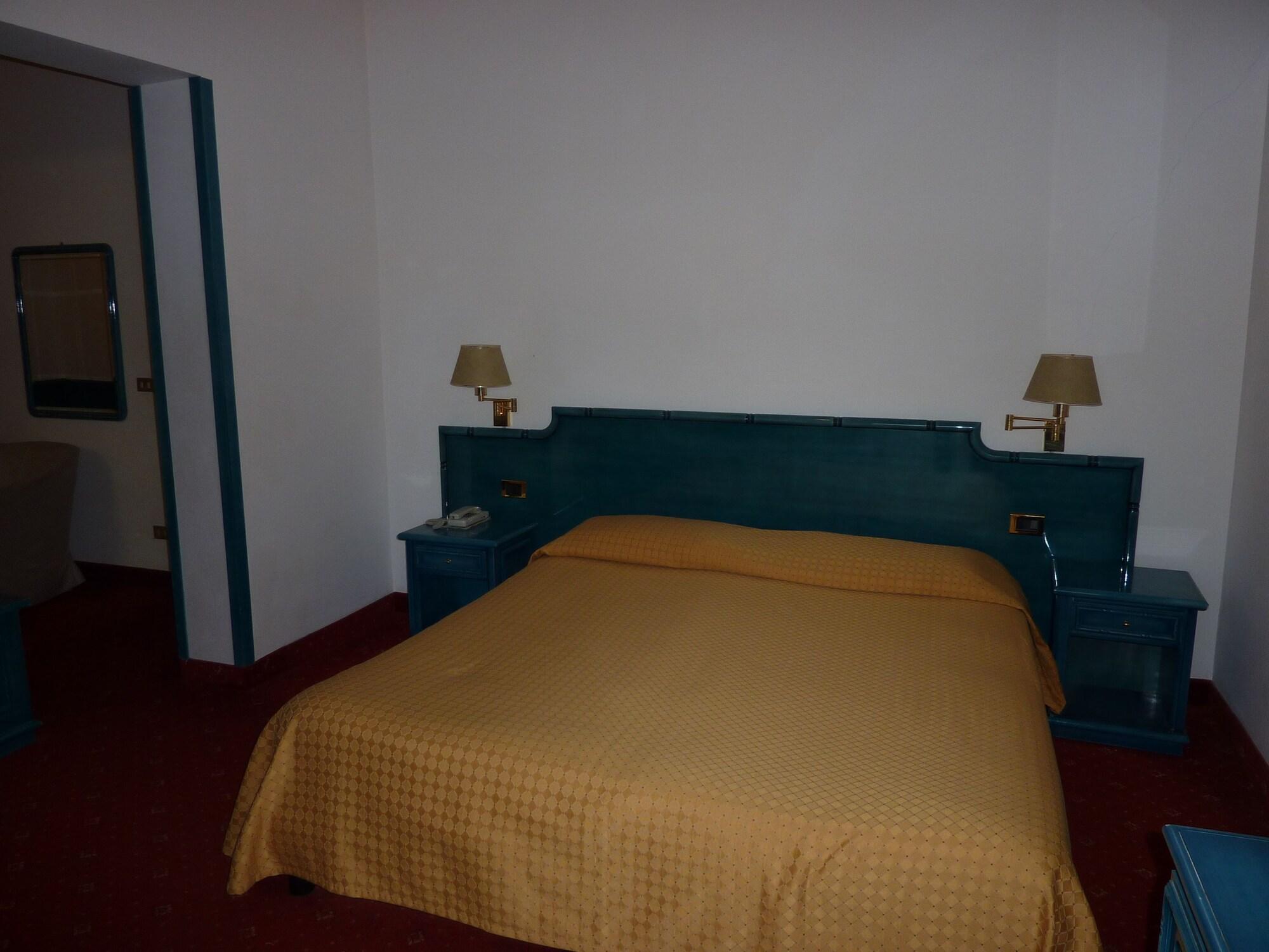 Hotel Ariston Montecarlo Sanremo Esterno foto
