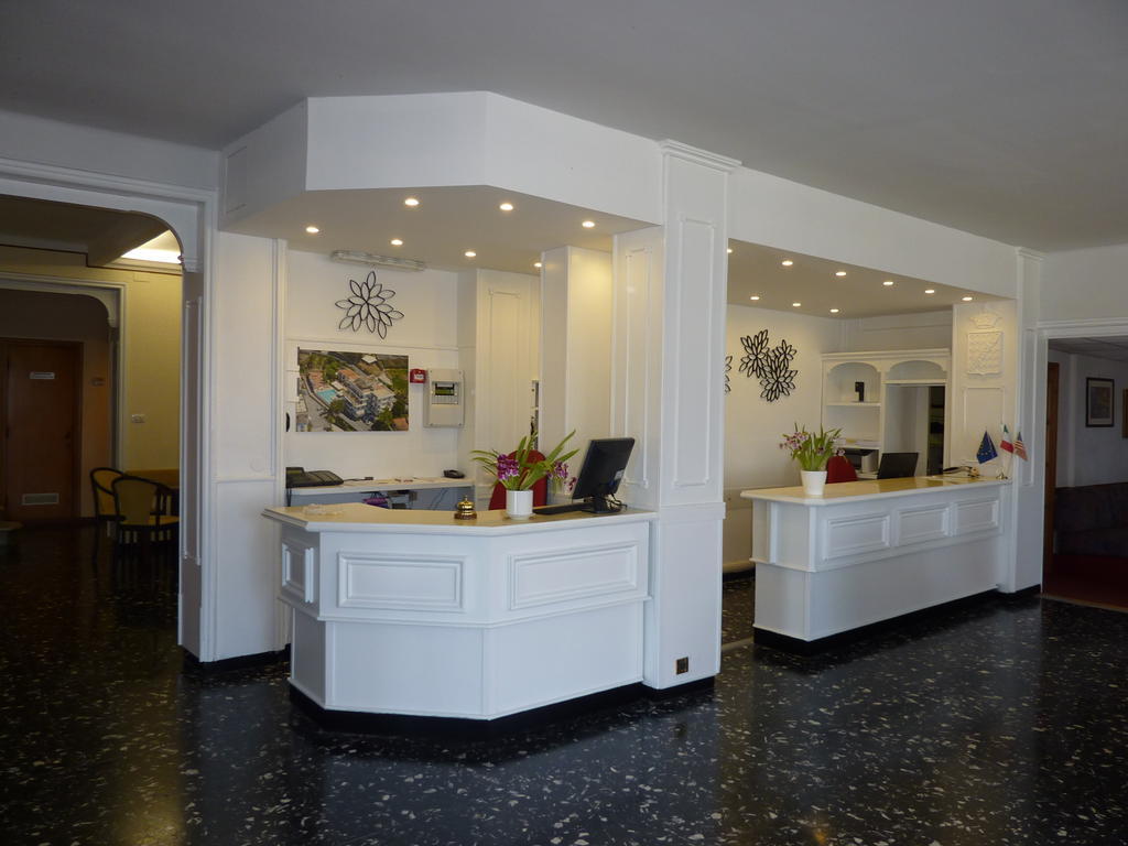 Hotel Ariston Montecarlo Sanremo Esterno foto