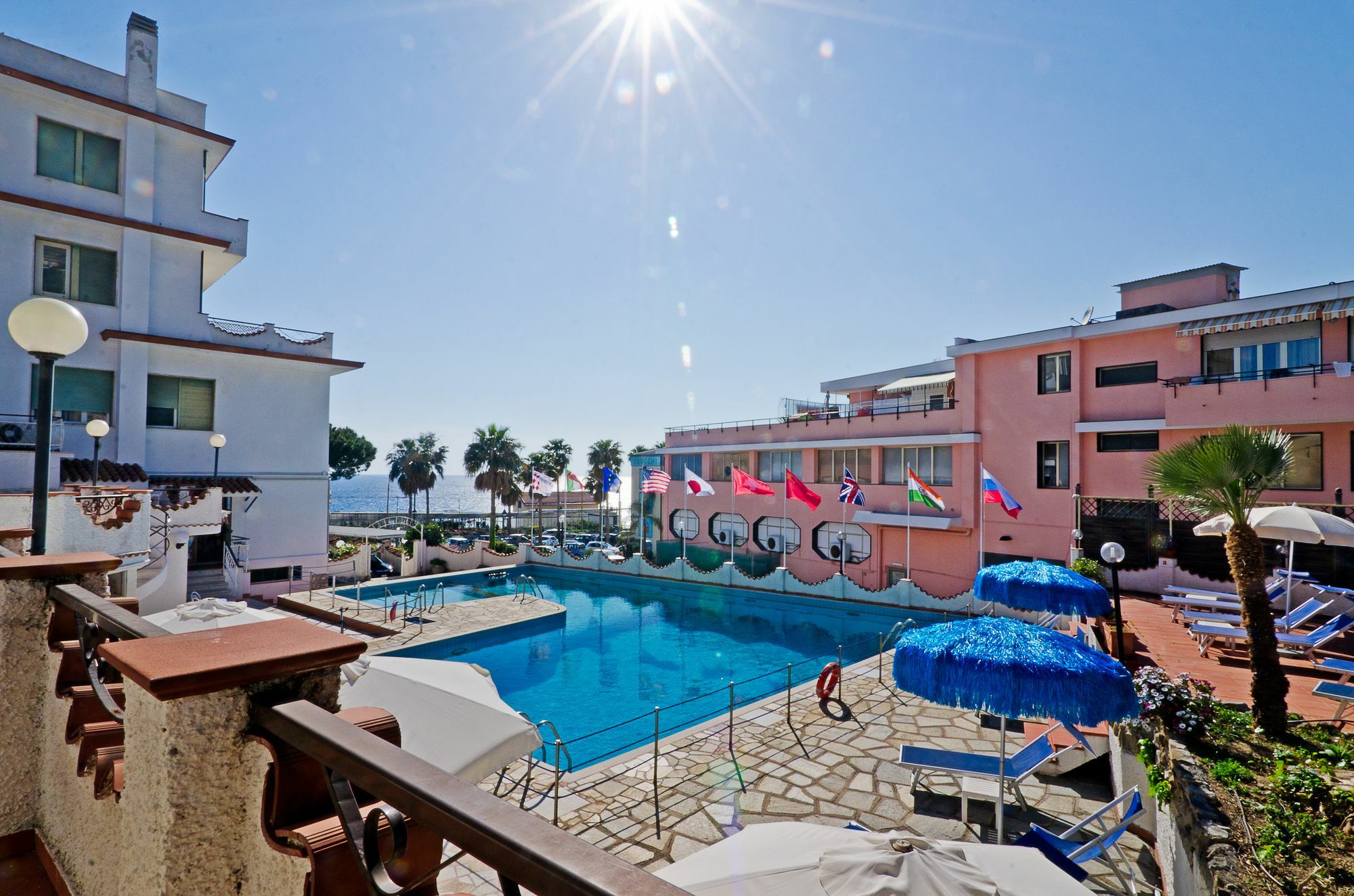 Hotel Ariston Montecarlo Sanremo Esterno foto