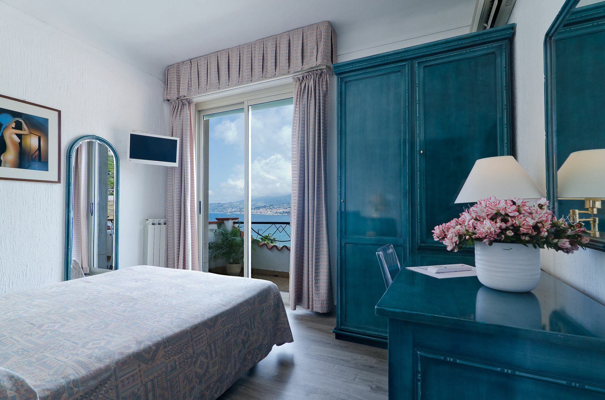 Hotel Ariston Montecarlo Sanremo Esterno foto